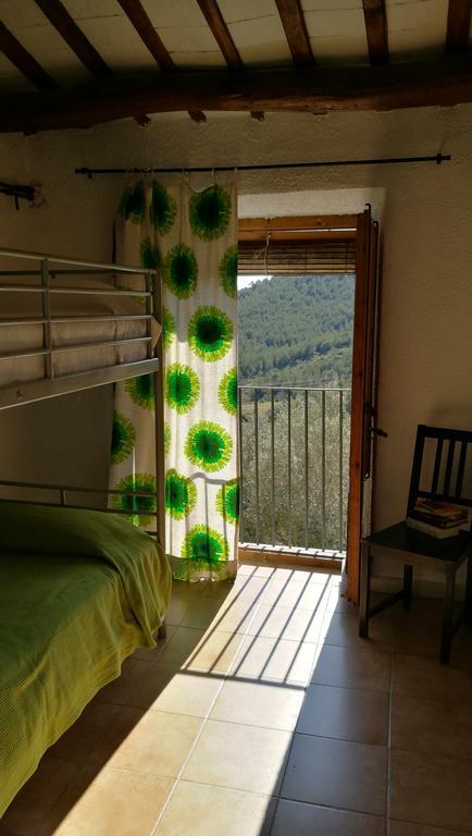 Maset Del Garraf Guest House Olesa de Bonesvalls Bagian luar foto
